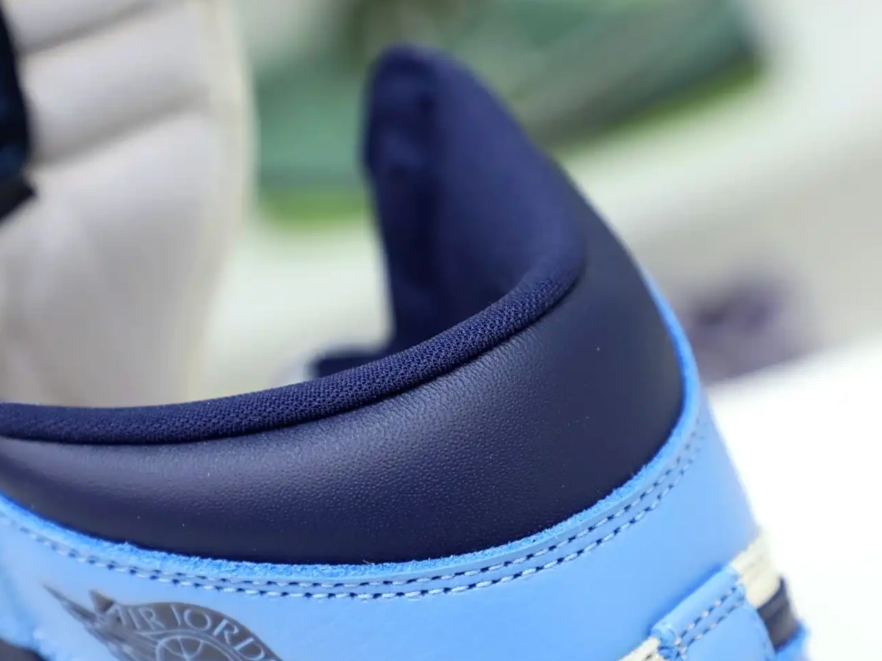 1 HIGH RETRO AIR OG 'OBSIDIAN' JORDAN 0521
